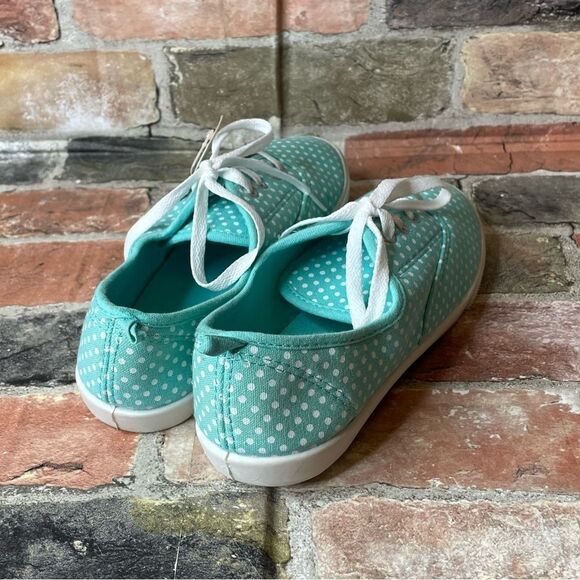 5 for $25🔥Size 4 Girls Polka Dot Turquoise NWT Sneakers - Picture 3 of 9